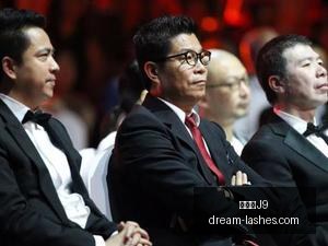 荣耀电竞手,体验引领潮,九游会J9,九游会官网,九游会J9,九游会娱乐,九游会互动,九游会中心