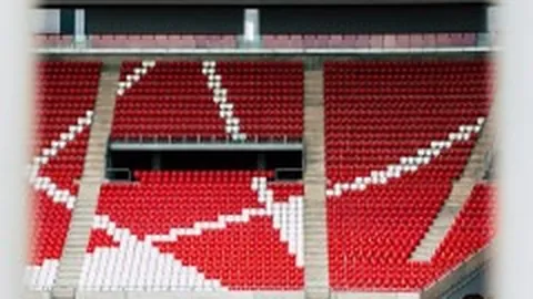 利物浦迎战狼队赛前剖析：利物浦中前场多员大将受伤，首发阵容或缺失至四人！